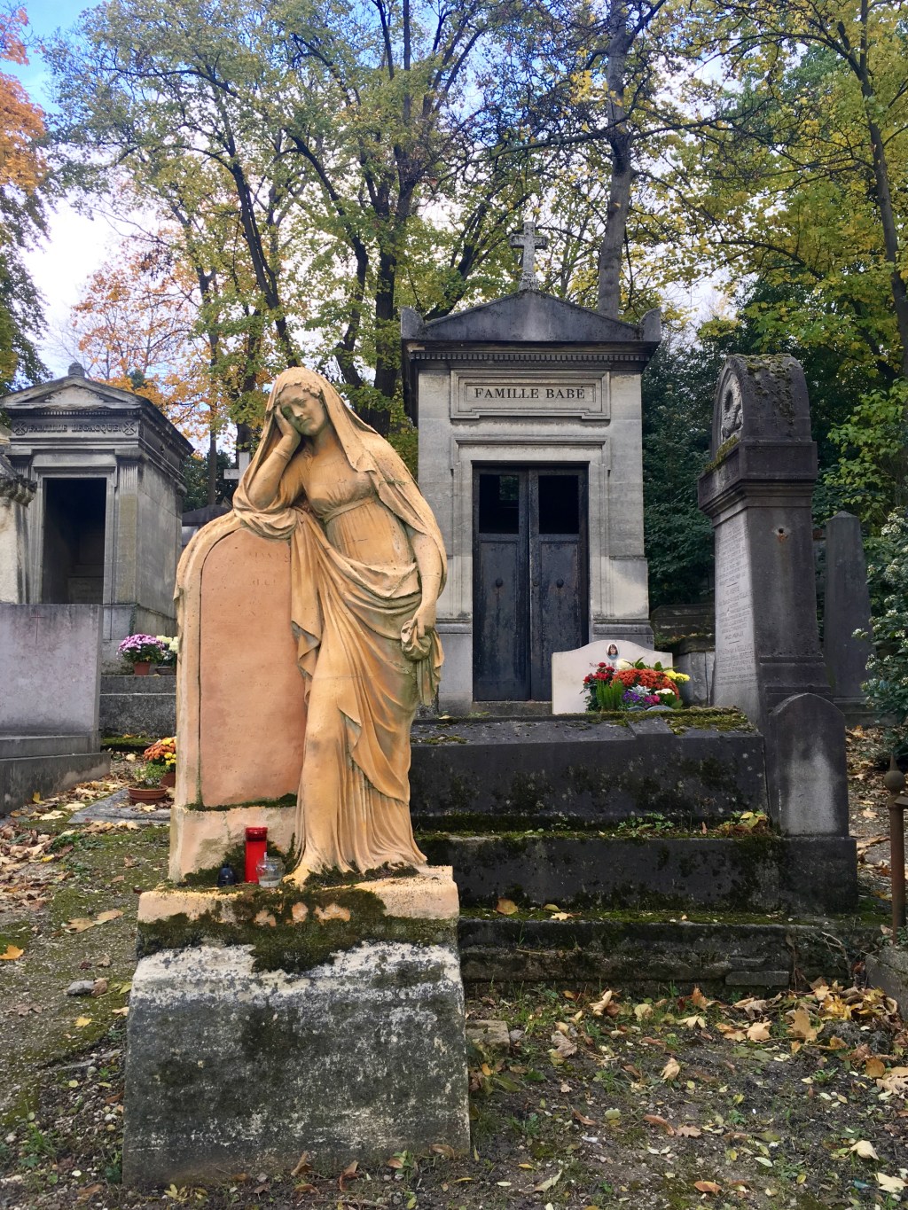 Where To Be… Enchanted In Paris: A Homage to Messy Nessy&nbsp;Chic